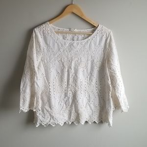 Gorgeous gap eyelet cream cotton top L